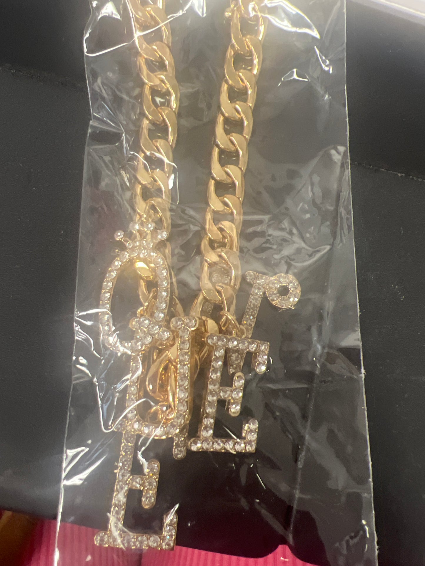 Queen Necklace